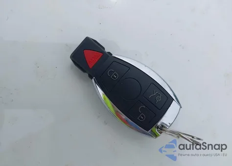 2008 Mercedes-Benz C 300 Luxury 4Matic/Sport 4Matic z USA, uszkodzony, nr VIN WDDGF81X18F067700